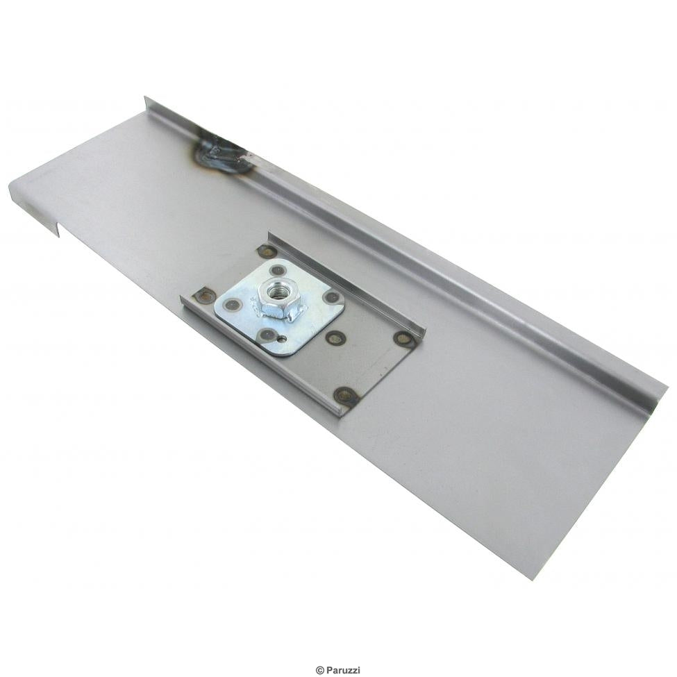 T3 Gurtaufnahme, vorne, links