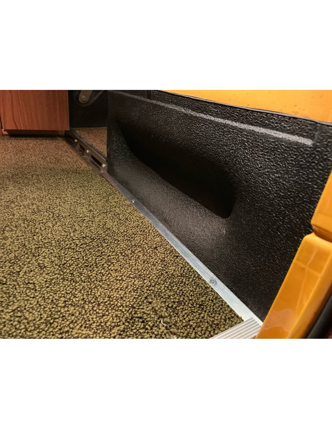 T2 Westfalia Abdeckleiste, hinter Beifahrersitz