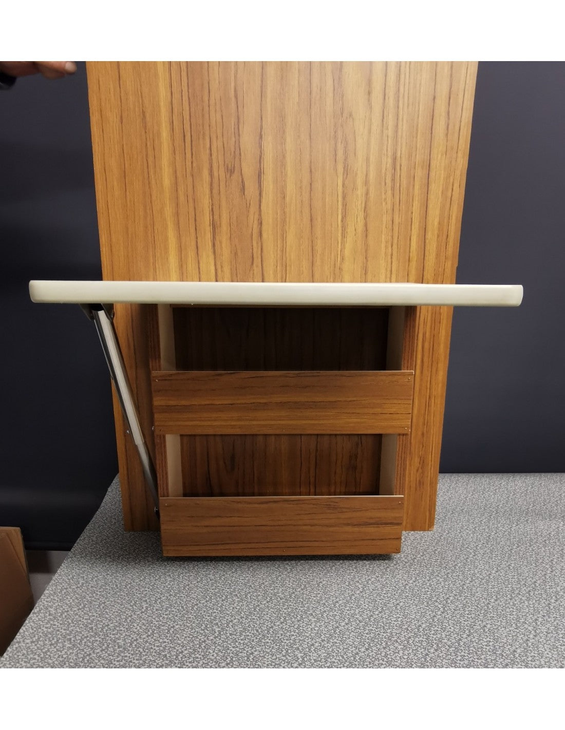 T2 Westfalia Gewürzregal / Klapptisch, Küchenblock, 1971- 1973